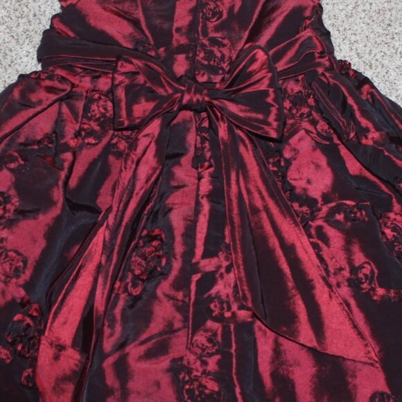 Girls Sweet Heart Rose Burgundy Wine Satin Beaded Holiday Christmas Dress sz 2T - Picture 4 of 5